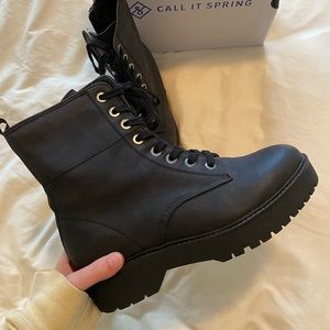 Brand New Women’s Black Boots 8.5